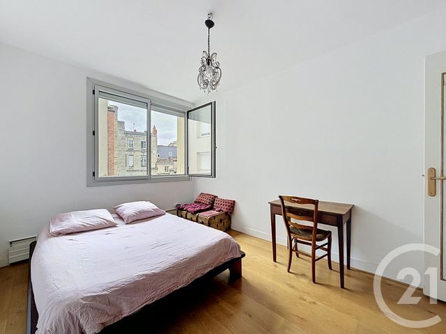 Appartement T3 à vendre - 3 pièces - 66.0 m2 - BORDEAUX - 33 - AQUITAINE - Century 21 Etude Saint-Seurin