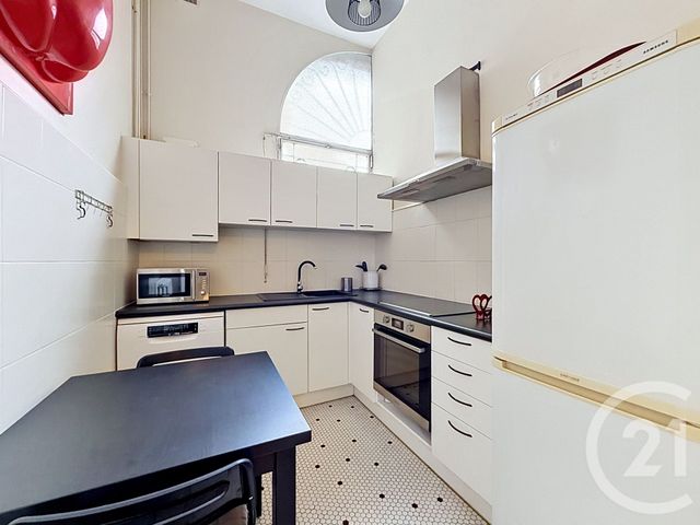 Appartement à louer - 2 pièces - 68.47 m2 - BORDEAUX - 33 - AQUITAINE - Century 21 Etude Saint-Seurin