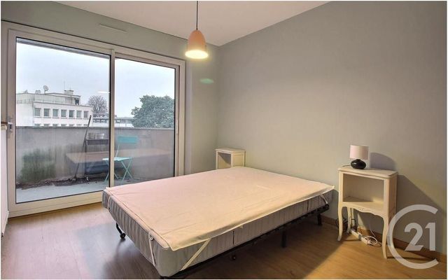 Appartement T3 à louer - 3 pièces - 60.88 m2 - BORDEAUX - 33 - AQUITAINE - Century 21 Etude Saint-Seurin