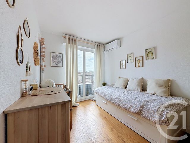 Appartement T3 à vendre - 3 pièces - 77.13 m2 - BORDEAUX - 33 - AQUITAINE - Century 21 Etude Saint-Seurin