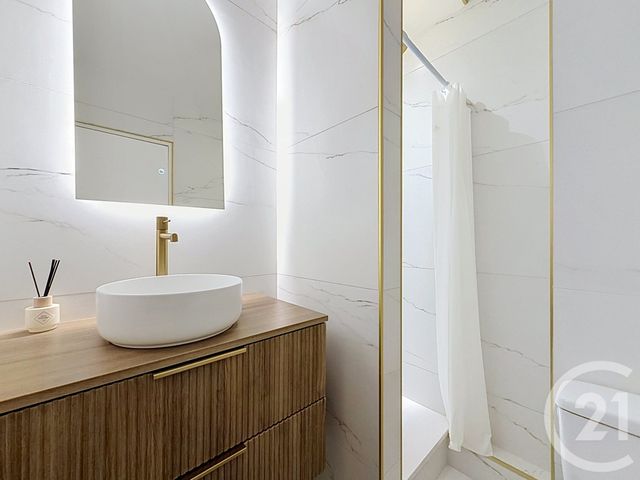 Appartement T3 à vendre - 3 pièces - 77.13 m2 - BORDEAUX - 33 - AQUITAINE - Century 21 Etude Saint-Seurin