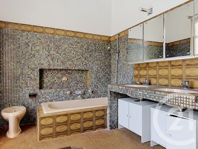 maison à vendre - 8 pièces - 240.0 m2 - BORDEAUX - 33 - AQUITAINE - Century 21 Etude Saint-Seurin