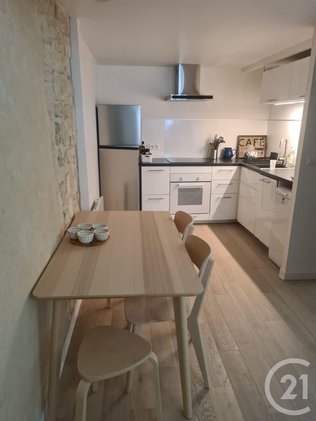 Appartement Duplex à louer - 3 pièces - 59.1 m2 - BORDEAUX - 33 - AQUITAINE - Century 21 Etude Saint-Seurin