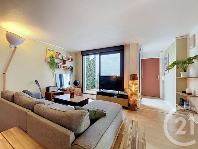 Appartement T2 à vendre - 2 pièces - 41.34 m2 - BORDEAUX - 33 - AQUITAINE - Century 21 Etude Saint-Seurin
