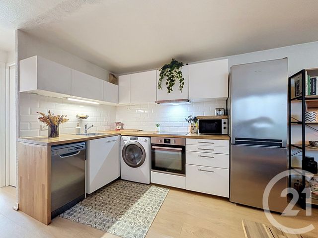 Appartement T2 à vendre - 2 pièces - 41.34 m2 - BORDEAUX - 33 - AQUITAINE - Century 21 Etude Saint-Seurin