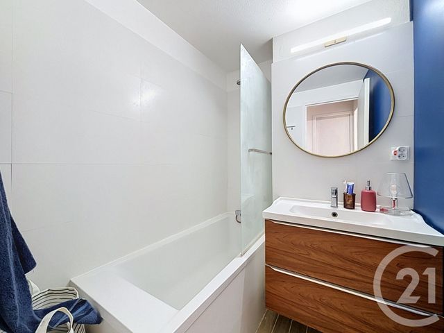 Appartement T2 à vendre - 2 pièces - 41.34 m2 - BORDEAUX - 33 - AQUITAINE - Century 21 Etude Saint-Seurin