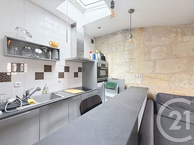 Appartement F1 à louer - 1 pièce - 35.41 m2 - BORDEAUX - 33 - AQUITAINE - Century 21 Etude Saint-Seurin