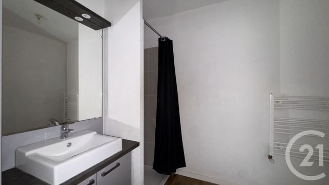 Appartement T2 à louer - 2 pièces - 38.97 m2 - LORMONT - 33 - AQUITAINE - Century 21 Etude Saint-Seurin