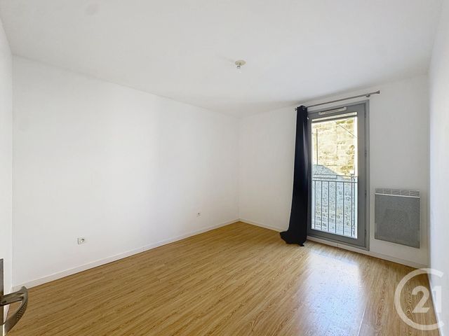 Appartement T3 à louer - 3 pièces - 68.02 m2 - BORDEAUX - 33 - AQUITAINE - Century 21 Etude Saint-Seurin