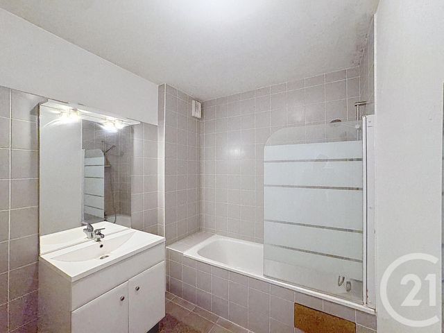 Appartement T3 à louer - 3 pièces - 68.02 m2 - BORDEAUX - 33 - AQUITAINE - Century 21 Etude Saint-Seurin