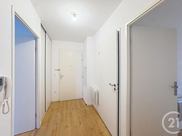 Appartement T3 à louer - 3 pièces - 68.02 m2 - BORDEAUX - 33 - AQUITAINE - Century 21 Etude Saint-Seurin