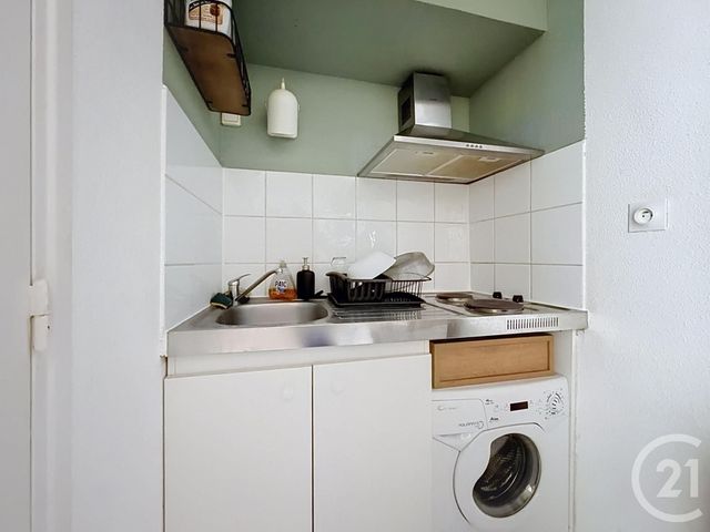 Appartement T1 à vendre - 1 pièce - 20.2 m2 - PESSAC - 33 - AQUITAINE - Century 21 Etude Saint-Seurin
