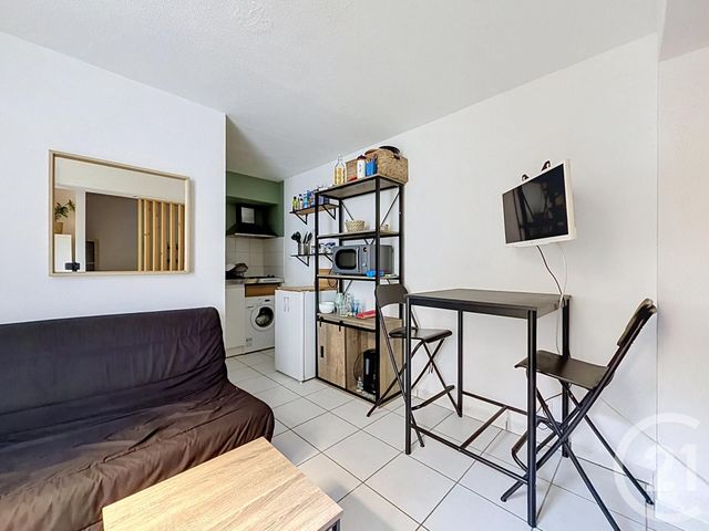 Appartement T1 à vendre - 1 pièce - 20.2 m2 - PESSAC - 33 - AQUITAINE - Century 21 Etude Saint-Seurin