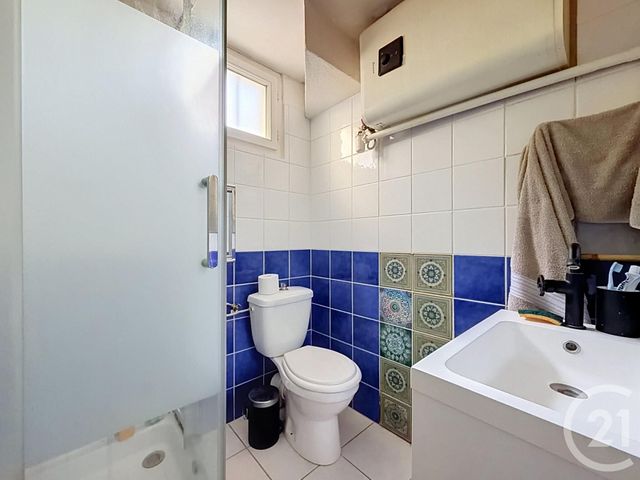 Appartement T1 à vendre - 1 pièce - 20.2 m2 - PESSAC - 33 - AQUITAINE - Century 21 Etude Saint-Seurin