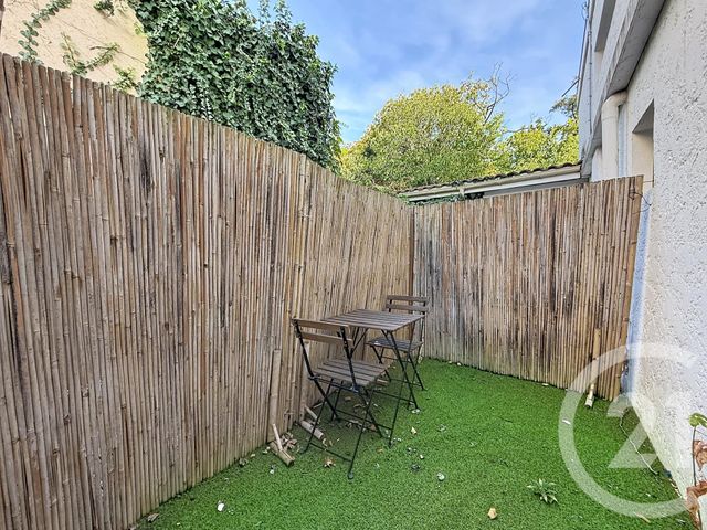Appartement T1 à vendre - 1 pièce - 20.2 m2 - PESSAC - 33 - AQUITAINE - Century 21 Etude Saint-Seurin