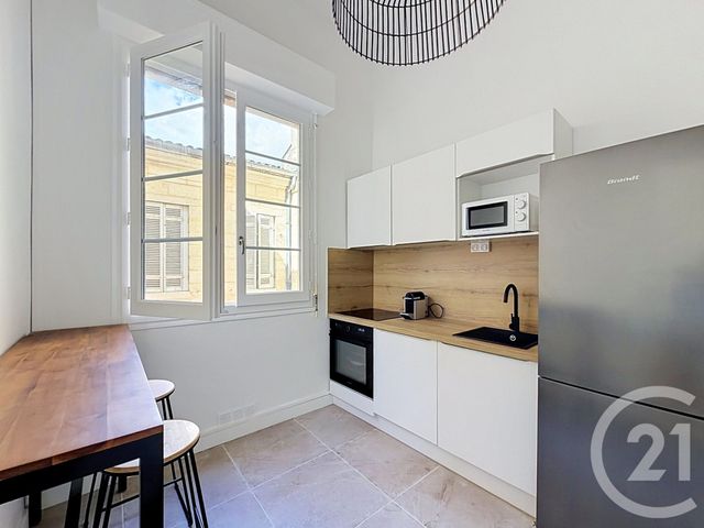 Appartement F2 bis à louer - 2 pièces - 54.67 m2 - BORDEAUX - 33 - AQUITAINE - Century 21 Etude Saint-Seurin