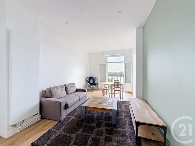 Appartement F2 bis à louer - 2 pièces - 55.17 m2 - BORDEAUX - 33 - AQUITAINE - Century 21 Etude Saint-Seurin