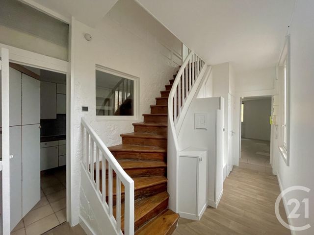 Appartement T4 à louer - 4 pièces - 95.45 m2 - BORDEAUX - 33 - AQUITAINE - Century 21 Etude Saint-Seurin