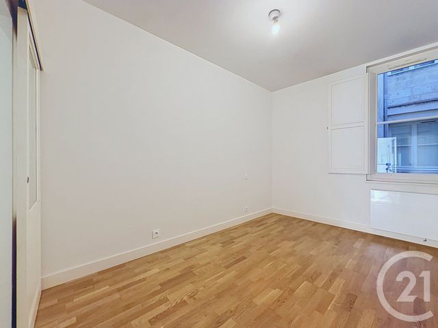 Appartement T3 à louer - 3 pièces - 89.0 m2 - BORDEAUX - 33 - AQUITAINE - Century 21 Etude Saint-Seurin
