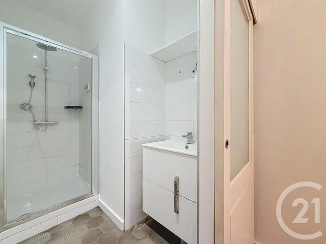 Appartement T3 à louer - 3 pièces - 89.0 m2 - BORDEAUX - 33 - AQUITAINE - Century 21 Etude Saint-Seurin