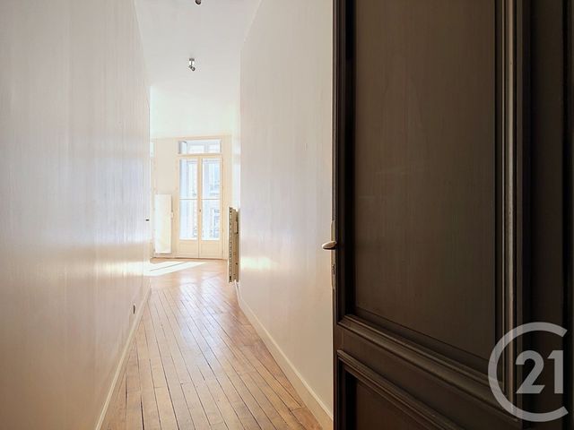 Appartement T3 à louer - 3 pièces - 89.0 m2 - BORDEAUX - 33 - AQUITAINE - Century 21 Etude Saint-Seurin