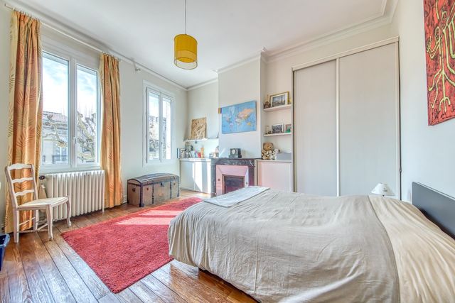 maison à vendre - 11 pièces - 259.36 m2 - BORDEAUX - 33 - AQUITAINE - Century 21 Etude Saint-Seurin