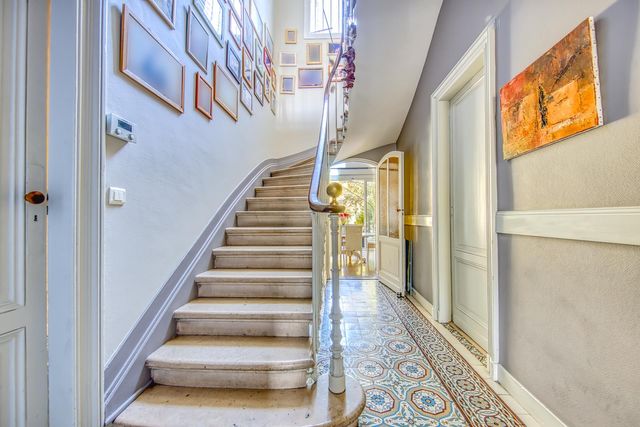 maison à vendre - 11 pièces - 259.36 m2 - BORDEAUX - 33 - AQUITAINE - Century 21 Etude Saint-Seurin