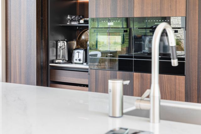 maison à vendre - 7 pièces - 305.77 m2 - BOULIAC - 33 - AQUITAINE - Century 21 Etude Saint-Seurin