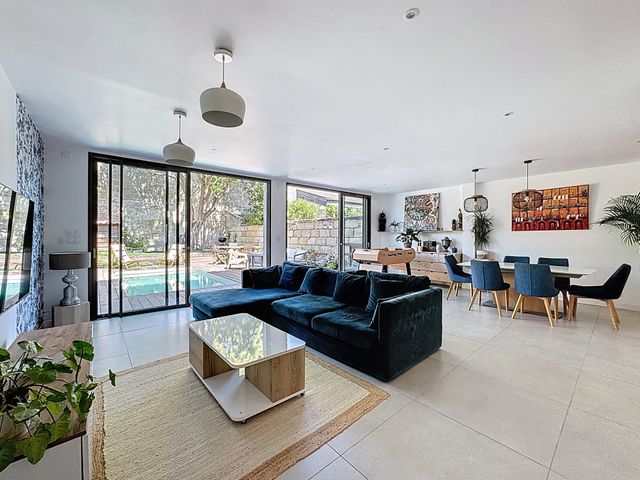 maison à vendre - 6 pièces - 169.13 m2 - BORDEAUX - 33 - AQUITAINE - Century 21 Etude Saint-Seurin