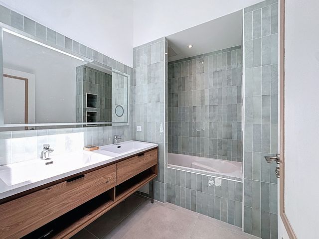 maison à vendre - 6 pièces - 169.13 m2 - BORDEAUX - 33 - AQUITAINE - Century 21 Etude Saint-Seurin