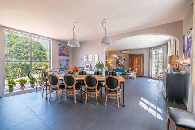 maison à vendre - 8 pièces - 256.0 m2 - BORDEAUX - 33 - AQUITAINE - Century 21 Etude Saint-Seurin